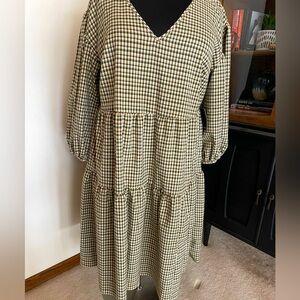 ELOQUII green plaid print tiered midi dress, NWT